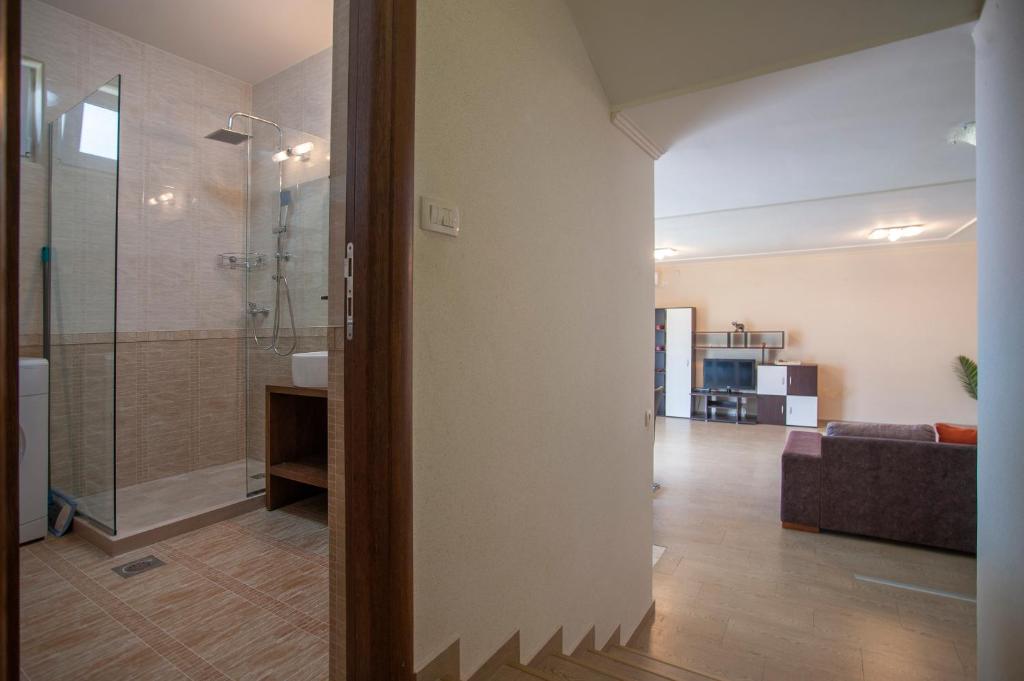 Image of Apartment - 1 Bedrooms - 1 Bathrooms for Sale in Budva-Budva-Montenegro, Image 9