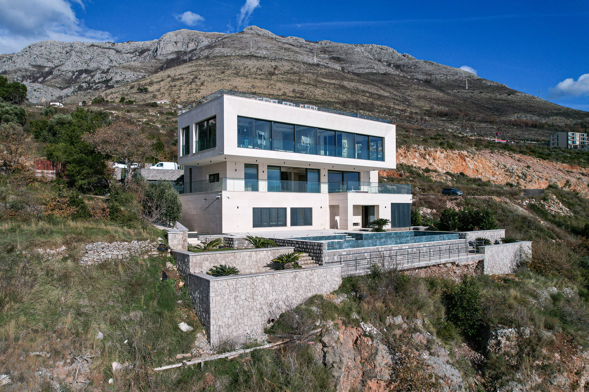 Image of Villa - 7 Bedrooms - 7 Bathrooms for Sale in Budva-Rezevici-Montenegro, Image 15