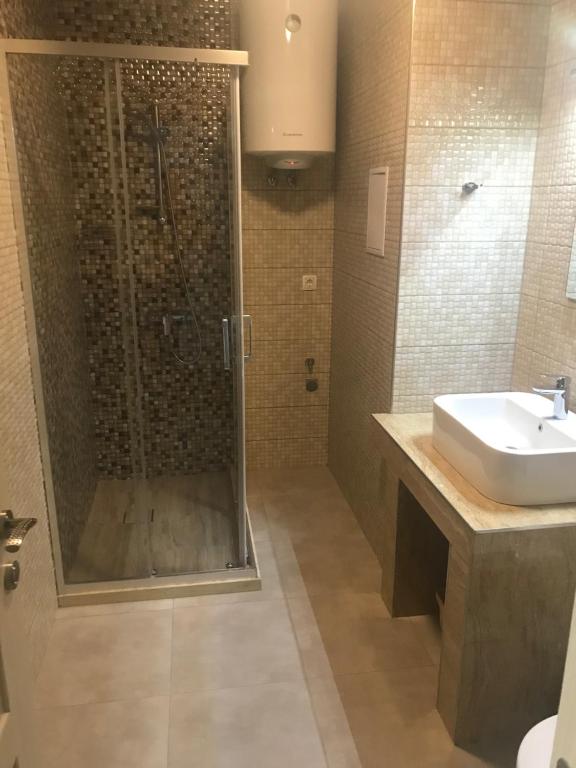 Image of Hotel - 10 Bedrooms - 10 Bathrooms for Sale in Bar-Susanj-Montenegro, Image 10