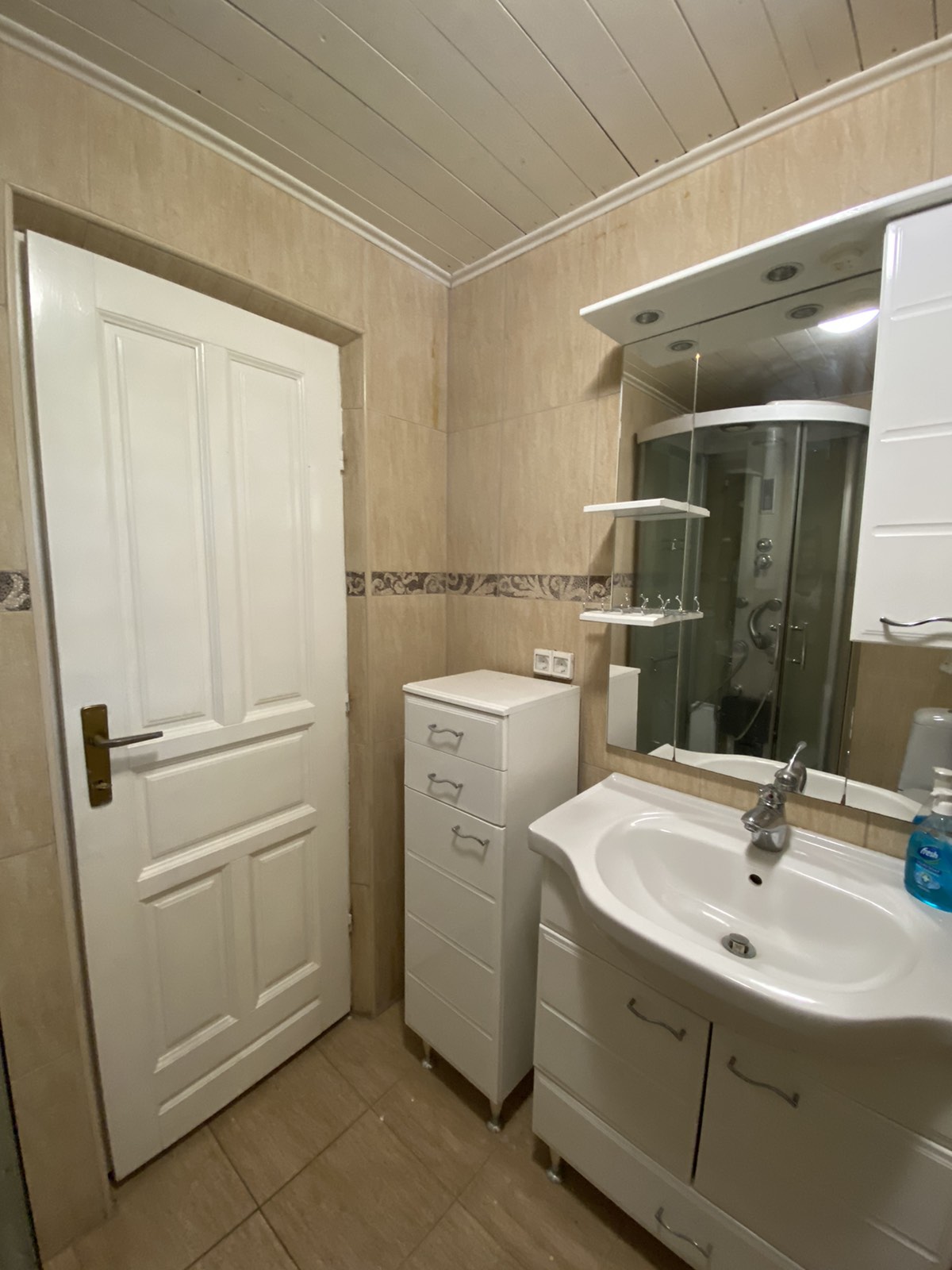 Image of House - 3 Bedrooms - 2 Bathrooms for Sale in Herceg-Novi-Djenovici-Montenegro, Image 10