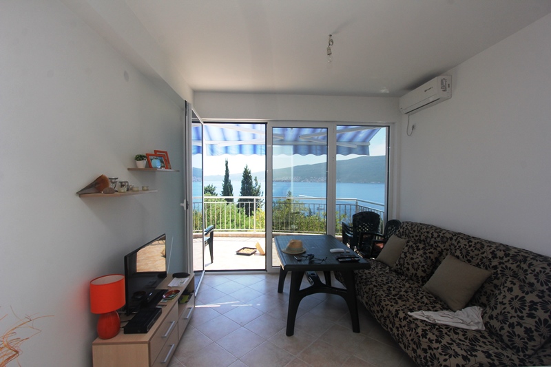 Image of House - 5 Bedrooms - 2 Bathrooms for Sale in Herceg-Novi-Herceg Novi-Montenegro, Image 4