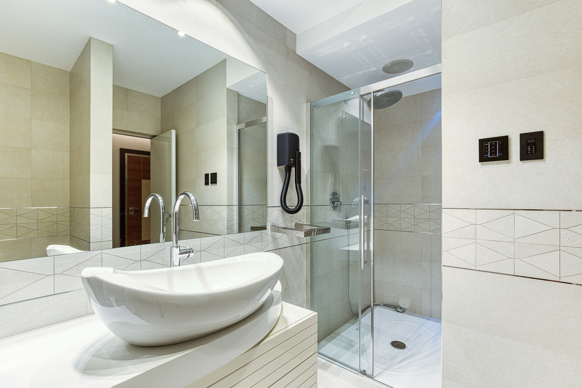 Image of Apartment - 2 Bedrooms - 1 Bathrooms for Sale in Budva-Budva-Montenegro, Image 1