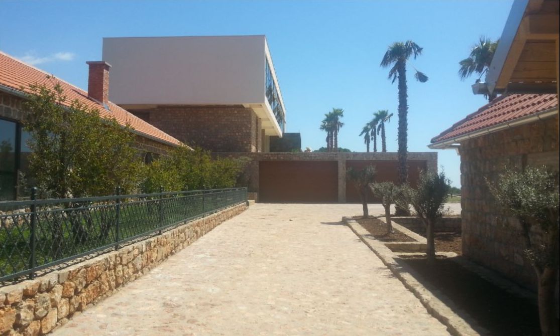 Image of Villa - 8 Bedrooms - 11 Bathrooms for Sale in Budva-Budva-Montenegro, Image 3