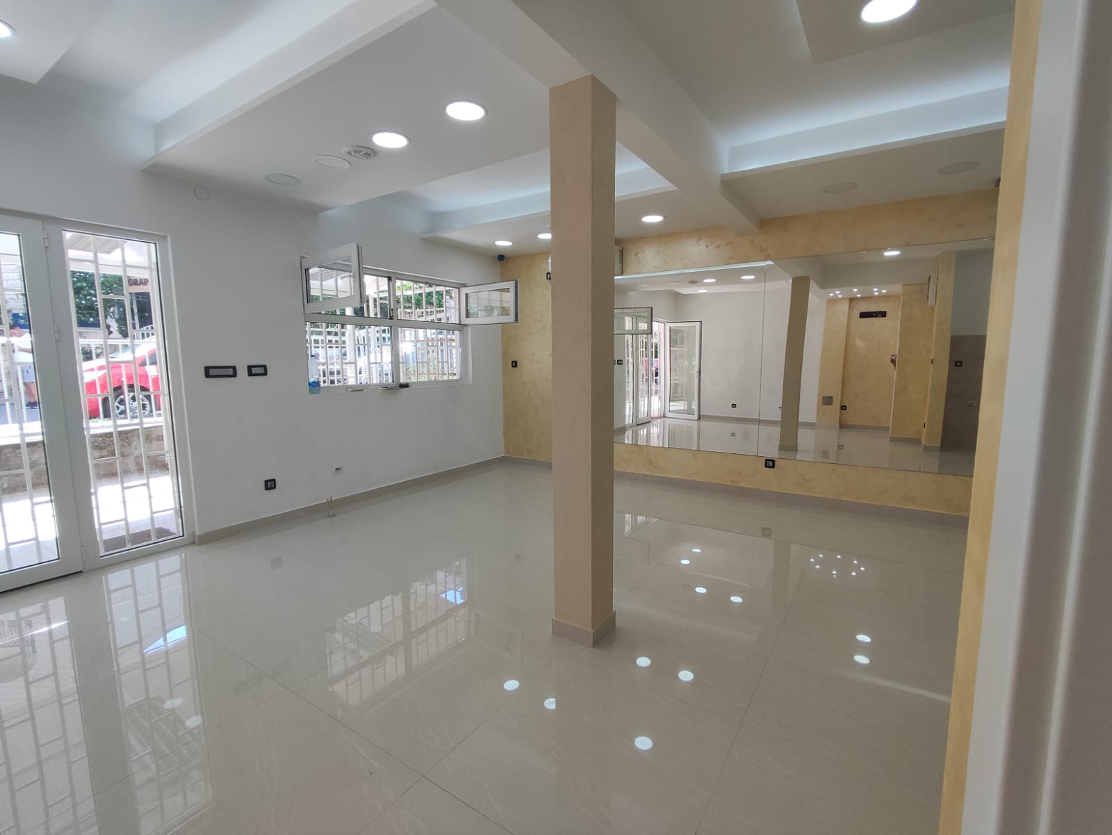 Image of Commerce property - 1 Bedrooms - 1 Bathrooms for Sale in Budva-Budva-Montenegro, Image 2