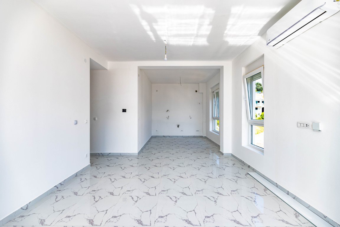 Image of Apartment - 2 Bedrooms - 1 Bathrooms for Sale in Herceg-Novi-Djenovici-Montenegro, Image 10