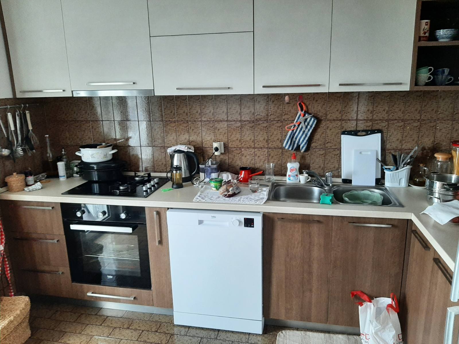 Image of House - 4 Bedrooms - 2 Bathrooms for Sale in Tivat-Tivat-Montenegro, Image 10