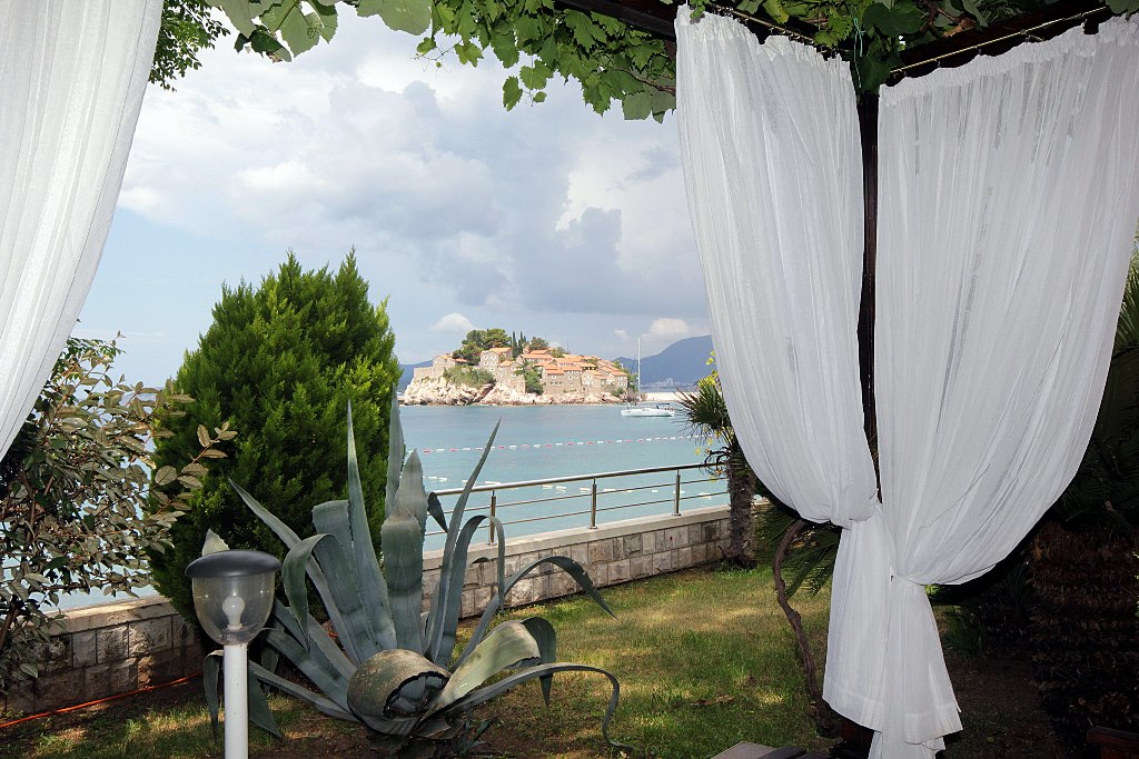Image of Villa - 13 Bedrooms - 12 Bathrooms for Sale in Budva-Sveti Stefan-Montenegro, Image 8