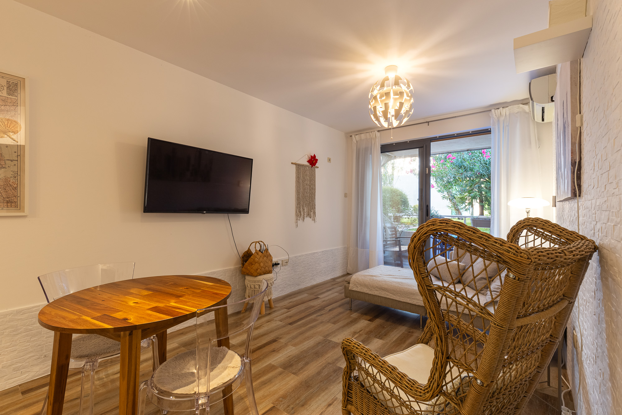 Image of Apartment - 2 Bedrooms - 2 Bathrooms for Sale in Budva-Przno-Montenegro, Image 2
