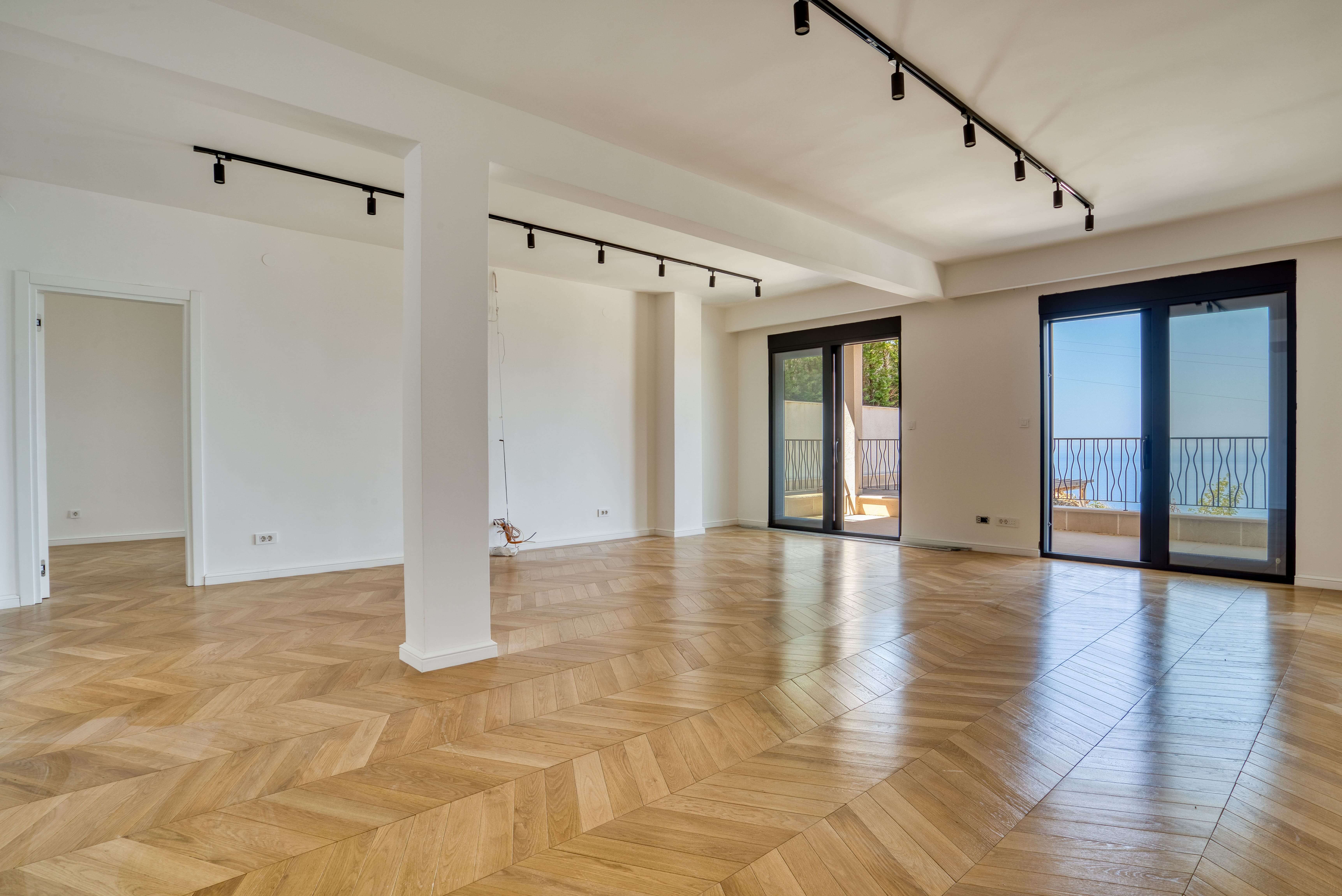 Image of Villa - 5 Bedrooms - 5 Bathrooms for Sale in Budva-Blizikuce-Montenegro, Image 9