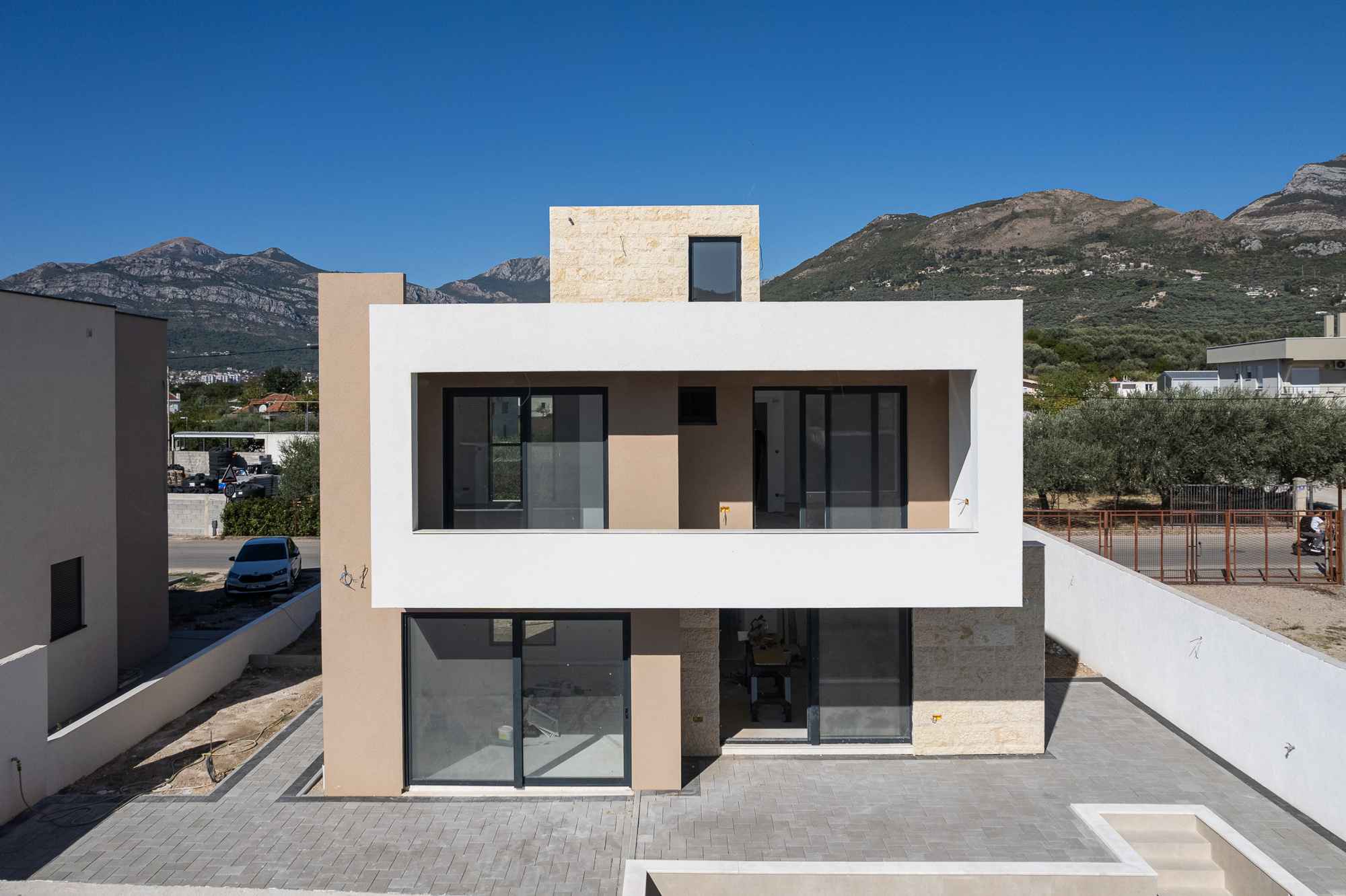  Image of House - 3 Bedrooms - 3 Bathrooms for Residential For Sale in Bar-Bar-Montenegro, Image 18