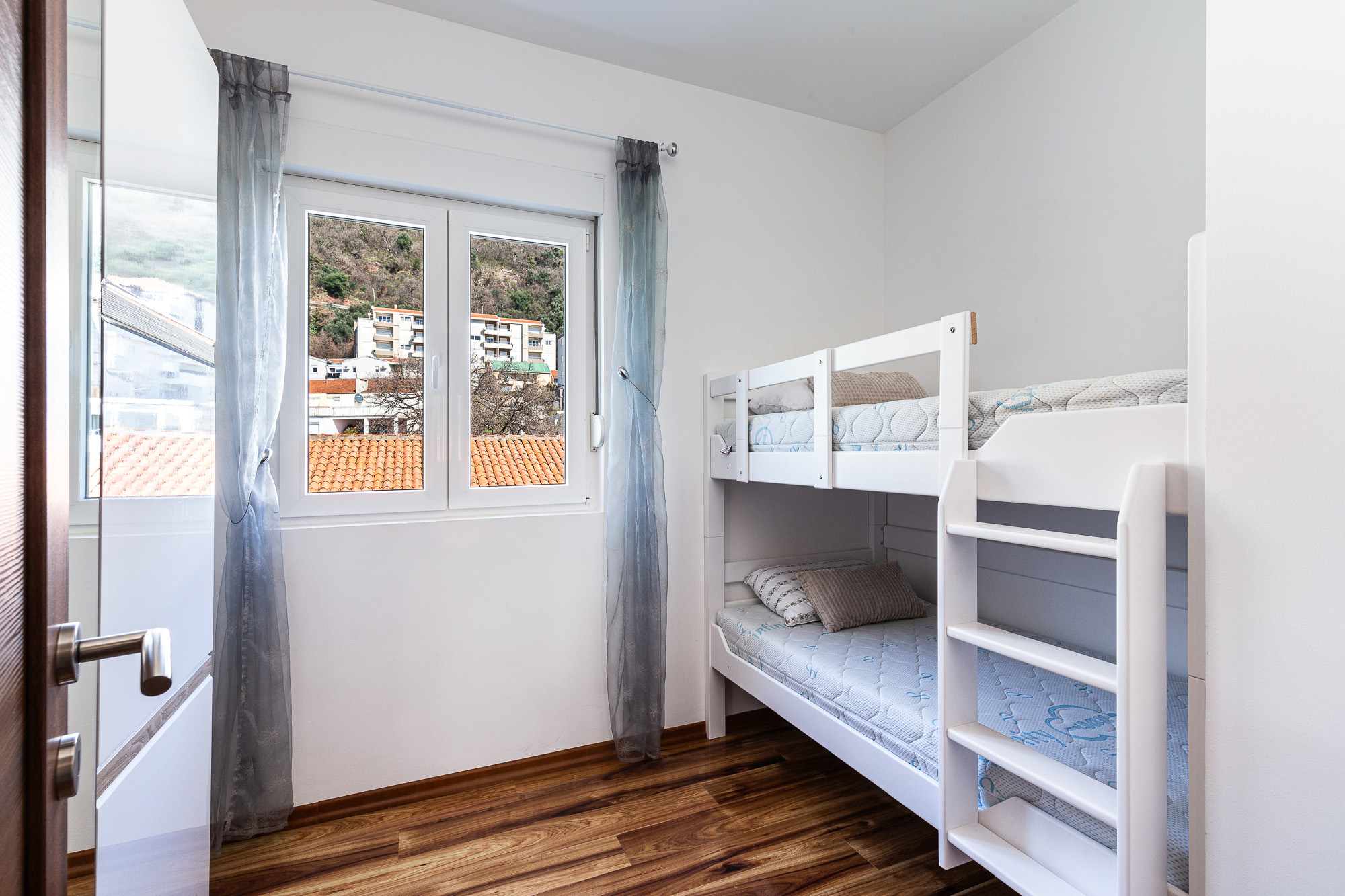 Image of Apartment - 2 Bedrooms - 1 Bathrooms for Sale in Budva-Petrovac-Montenegro, Image 14