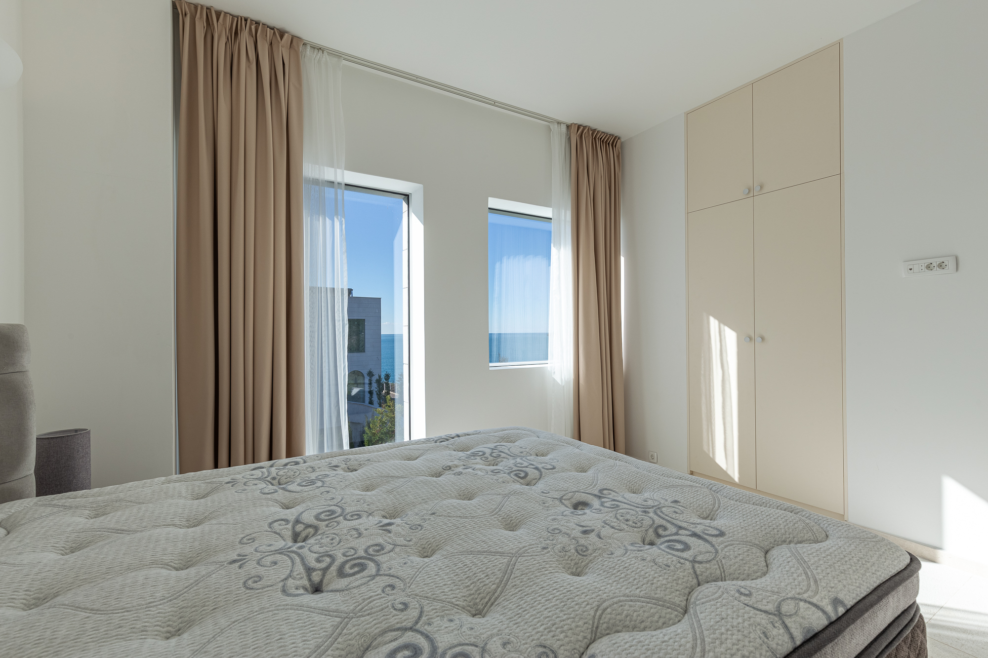 Image of Villa - 4 Bedrooms for Sale in Budva-Kamenovo-Montenegro, Image 12