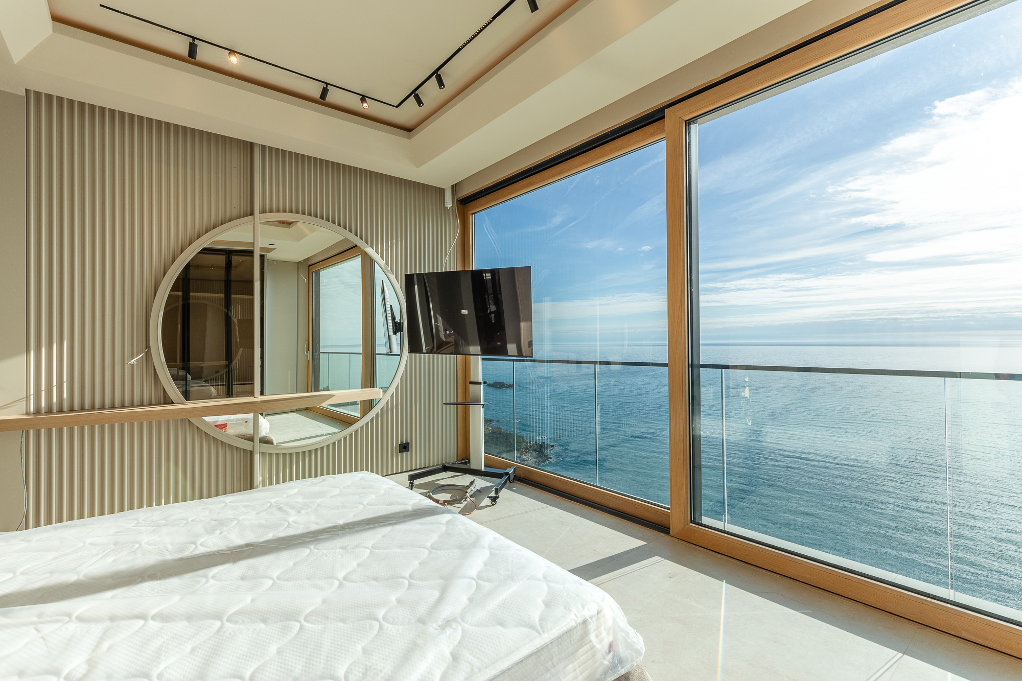 Image of Villa - 7 Bedrooms - 7 Bathrooms for Sale in Budva-Rezevici-Montenegro, Image 37