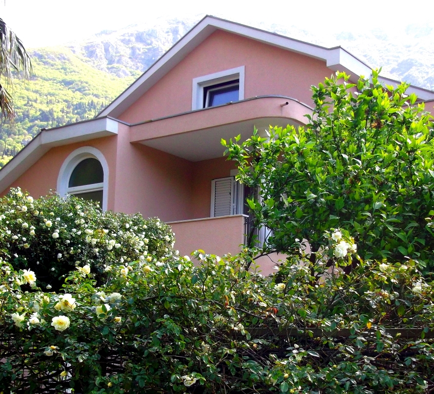 Image of House - 4 Bedrooms for Sale in Kotor-Kotor-Montenegro, Image 2