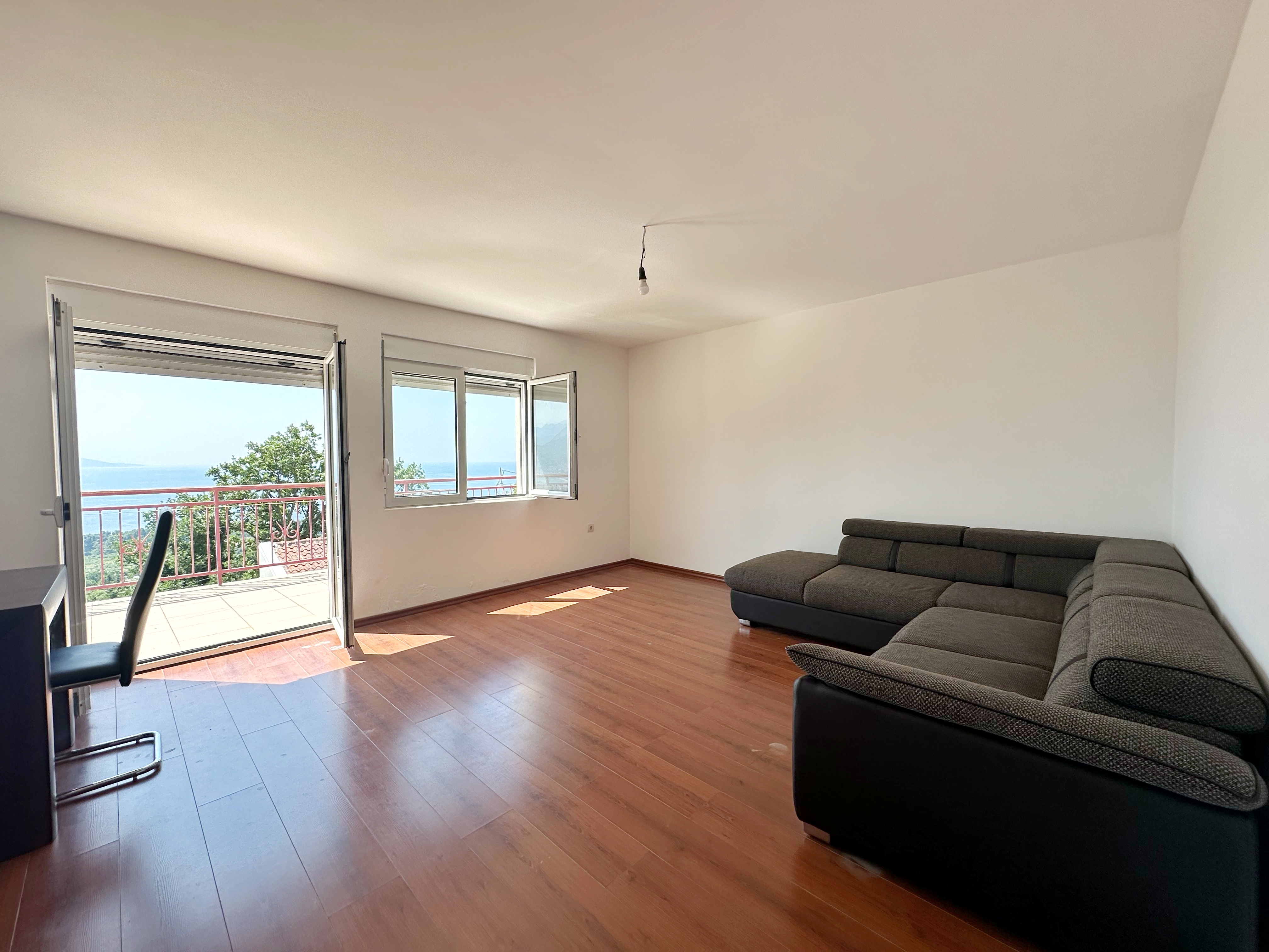 Image of House - 5 Bedrooms - 2 Bathrooms for Sale in Bar-Zagradje-Montenegro, Image 6
