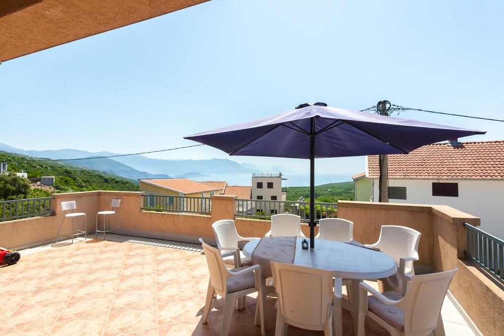 Image of House - 6 Bedrooms for Sale in Kotor-Kotor-Montenegro, Image 9