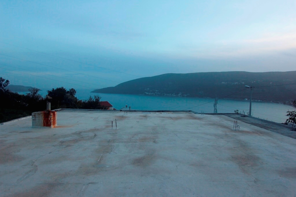 Image of House - 4 Bedrooms - 2 Bathrooms for Sale in Herceg-Novi-Herceg Novi-Montenegro, Image 4