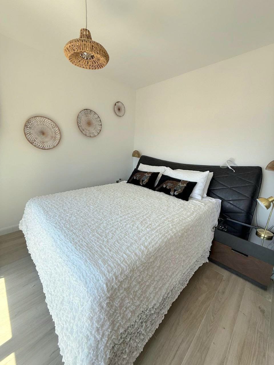 Image of Apartment - 2 Bedrooms - 1 Bathrooms for Sale in Tivat-Tivat-Montenegro, Image 5