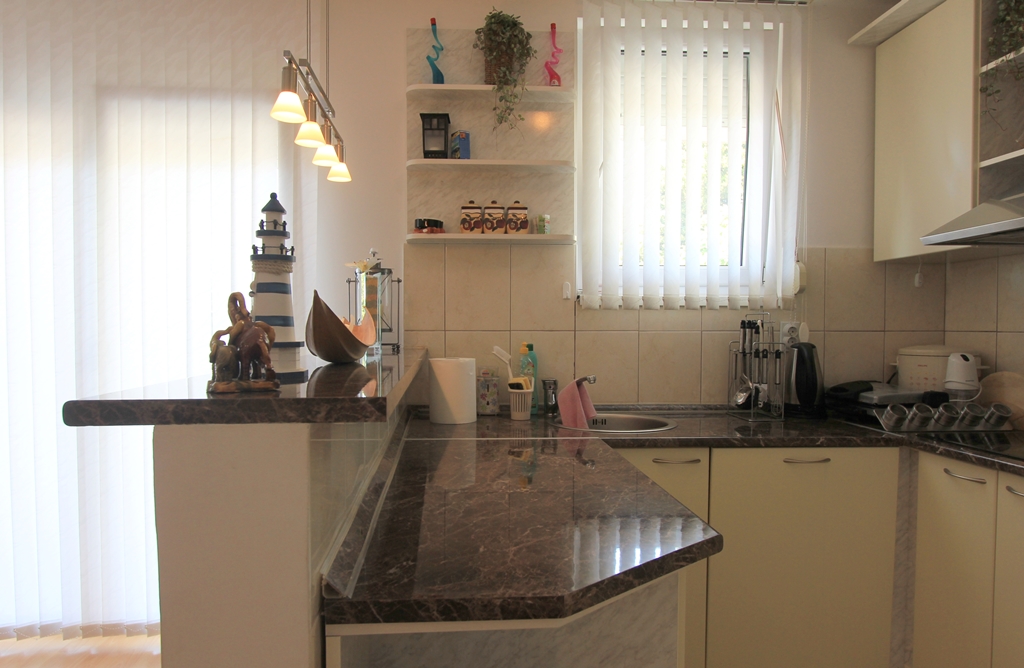 Image of House - 4 Bedrooms - 2 Bathrooms for Sale in Bar-Susanj-Montenegro, Image 8