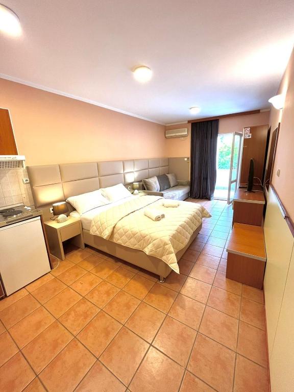 Image of Apartment - 1 Bedrooms - 1 Bathrooms for Sale in Budva-Becici-Montenegro, Image 2