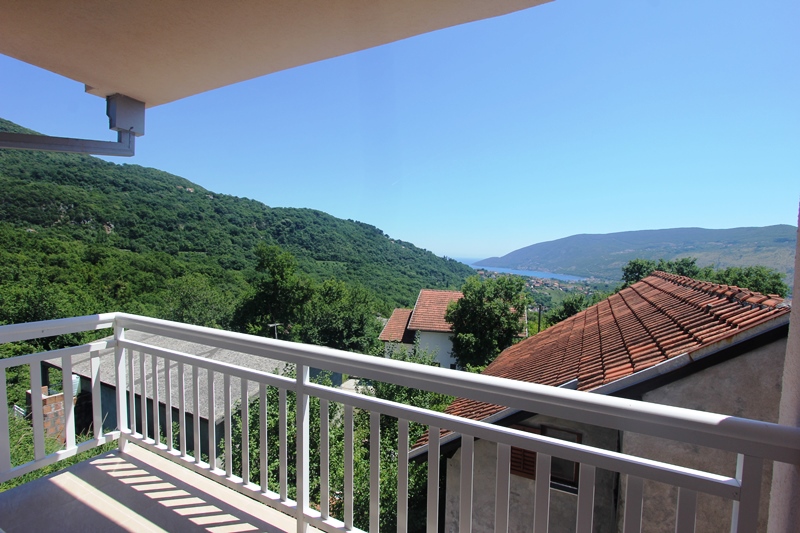 Image of House - 6 Bedrooms - 6 Bathrooms for Sale in Herceg-Novi-Igalo-Montenegro, Image 19