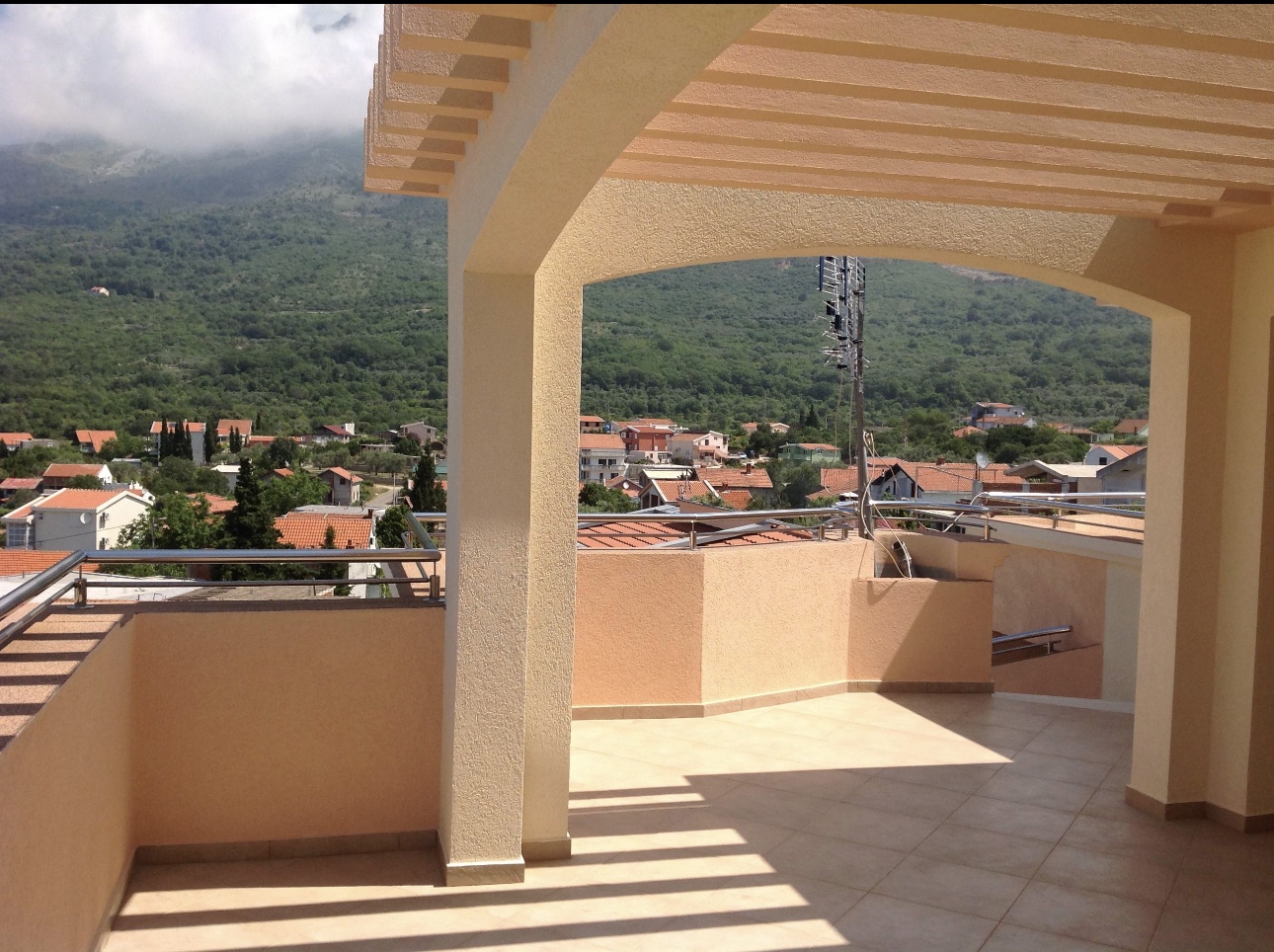 Image of House - 9 Bedrooms - 9 Bathrooms for Sale in Bar-Dobre Vode-Montenegro, Image 3