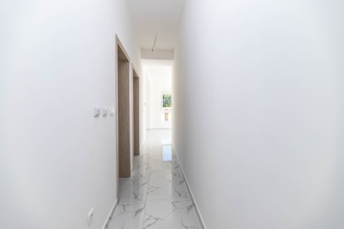Image of Apartment - 2 Bedrooms - 1 Bathrooms for Sale in Herceg-Novi-Djenovici-Montenegro, Image 9