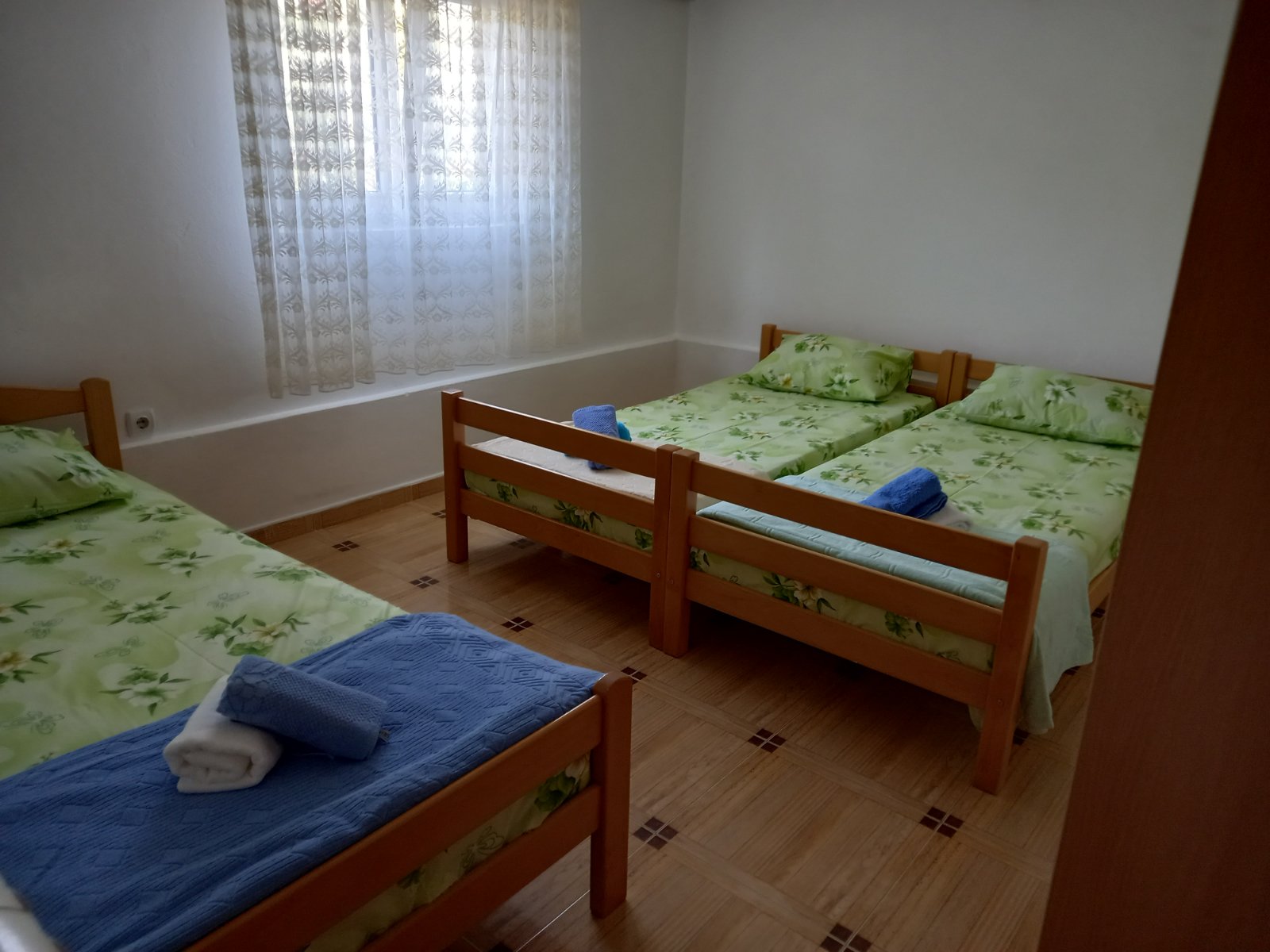 Image of House - 9 Bedrooms - 6 Bathrooms for Sale in Tivat-Tivat-Montenegro, Image 10