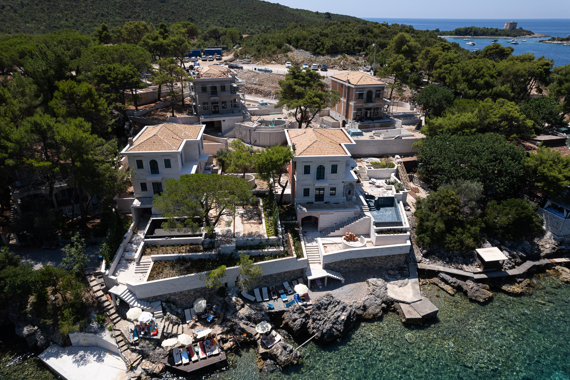 EXCLUSIVE SALE – LUXURY VILLA WITH PRIVATE BEACH, MIRIŠTE (LUŠTICA)