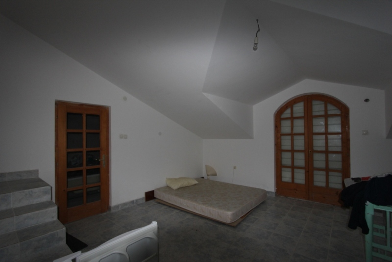 Image of House - 4 Bedrooms - 3 Bathrooms for Sale in Kotor-Kotor-Montenegro, Image 4