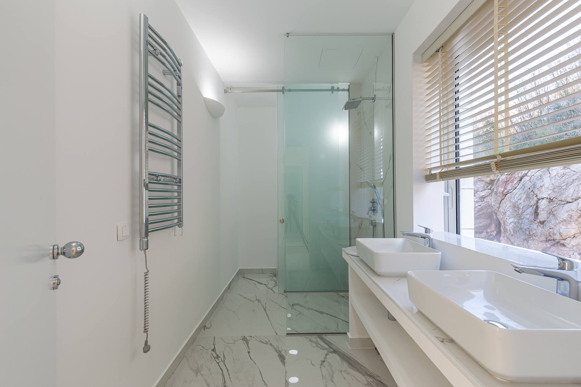 Image of Villa - 4 Bedrooms for Sale in Budva-Kamenovo-Montenegro, Image 14