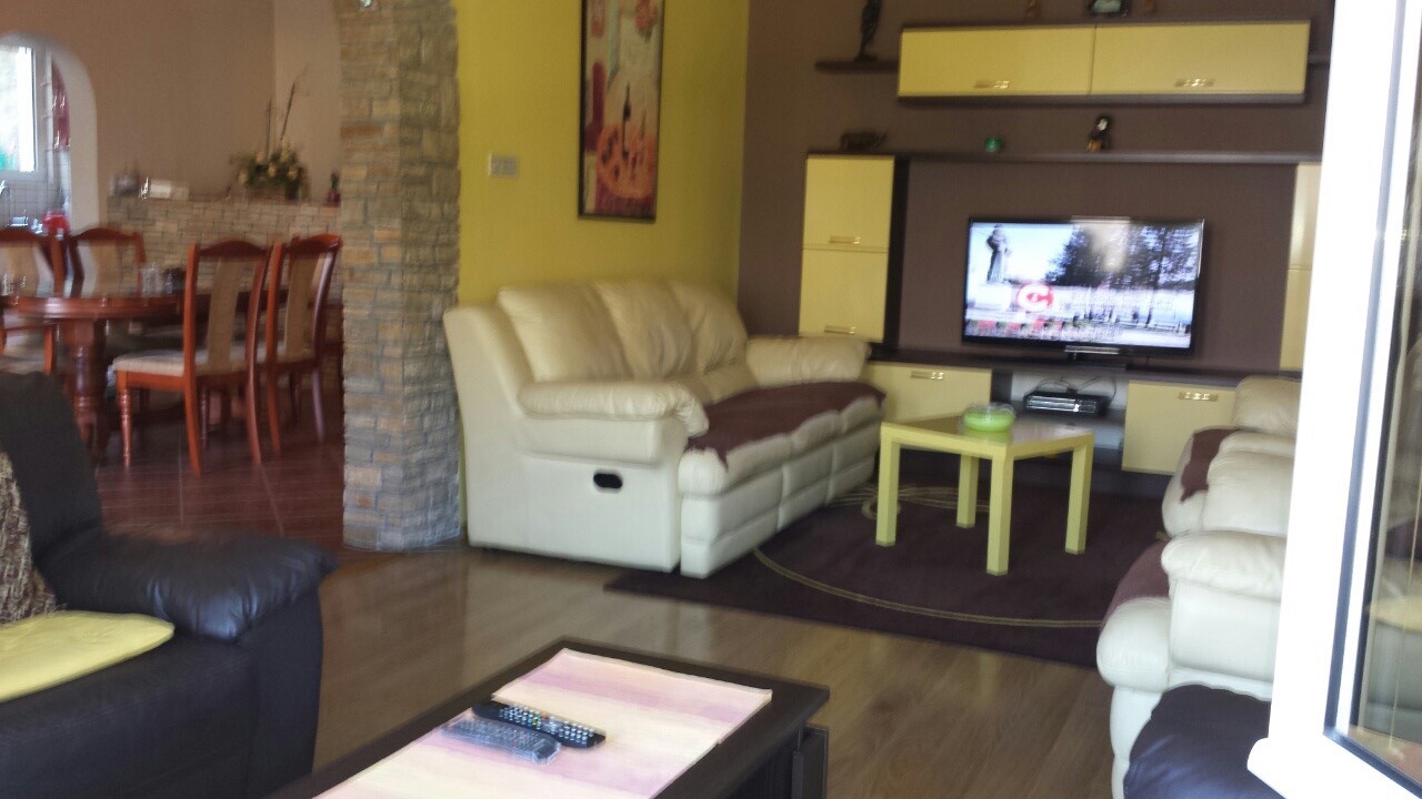 Image of House - 7 Bedrooms - 8 Bathrooms for Sale in Montenegro-Montenegro, Image 2