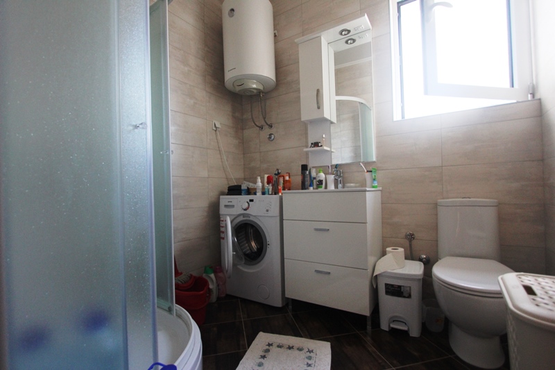 Image of House - 5 Bedrooms - 2 Bathrooms for Sale in Herceg-Novi-Herceg Novi-Montenegro, Image 8