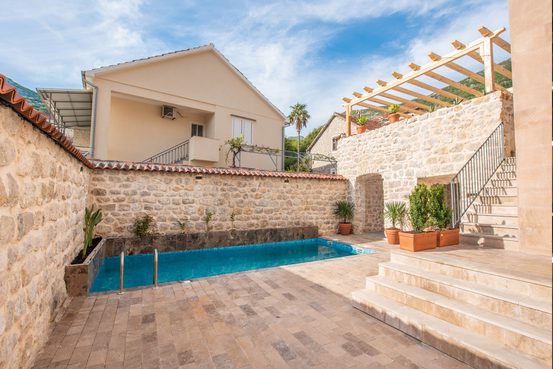 Mini hotel with swimming pool near Kotor  Risan Kotor