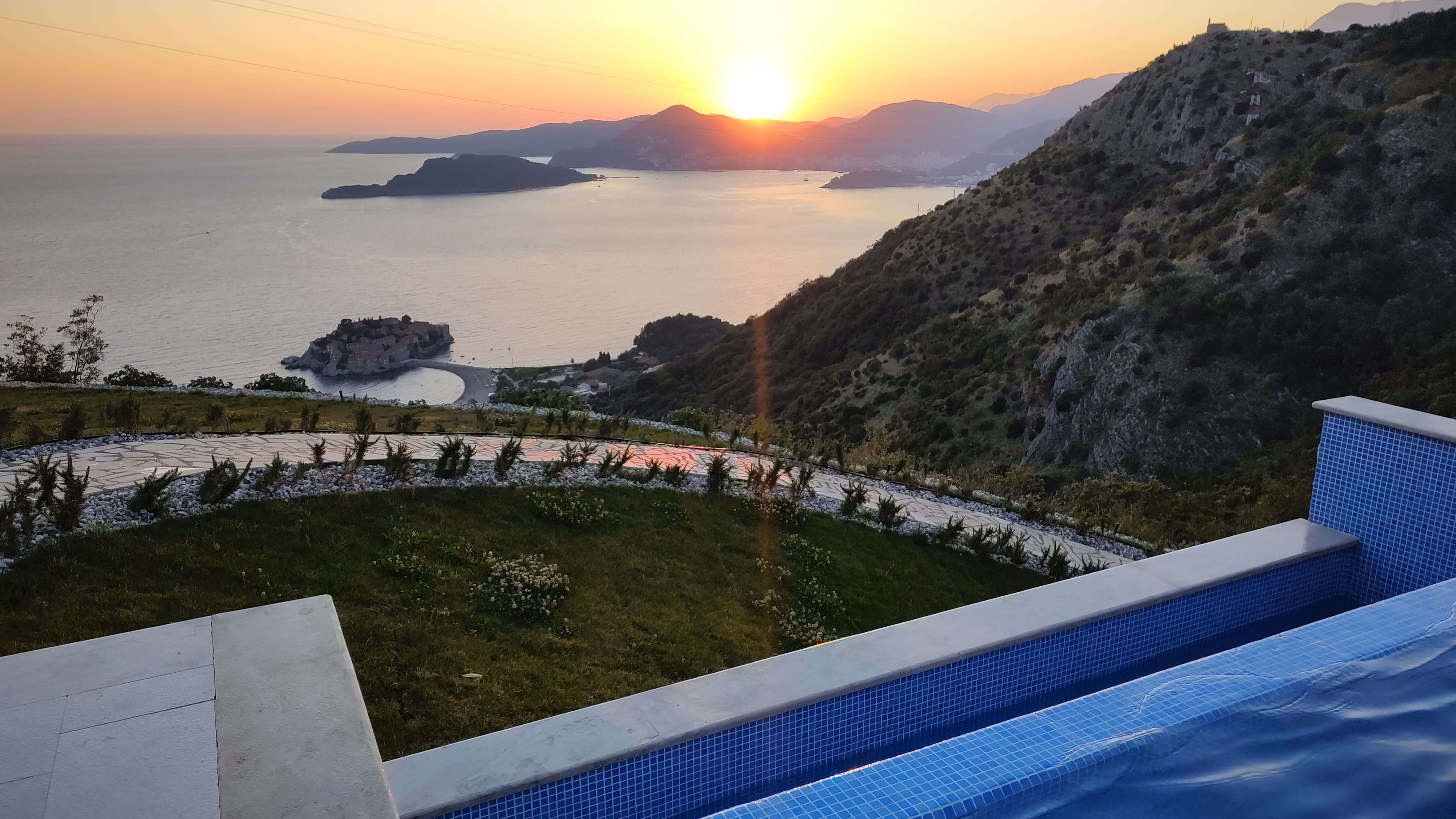 Image of Villa - 5 Bedrooms - 5 Bathrooms for Sale in Budva-Blizikuce-Montenegro, Image 5