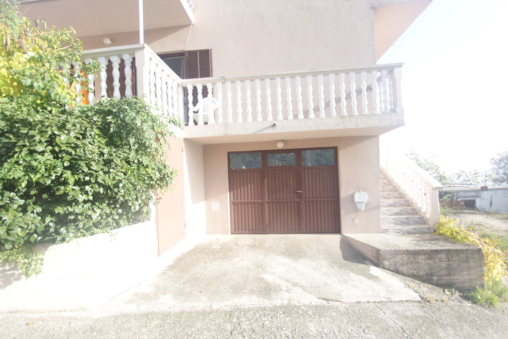 Image of House - 5 Bedrooms - 4 Bathrooms for Sale in Herceg-Novi-Herceg Novi-Montenegro, Image 8