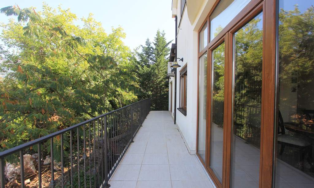 Image of House - 3 Bedrooms - 2 Bathrooms for Sale in Kotor-Bigovo-Montenegro, Image 13