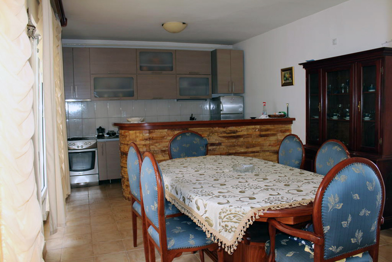Image of House - 6 Bedrooms - 4 Bathrooms for Sale in Herceg-Novi-Herceg Novi-Montenegro, Image 11