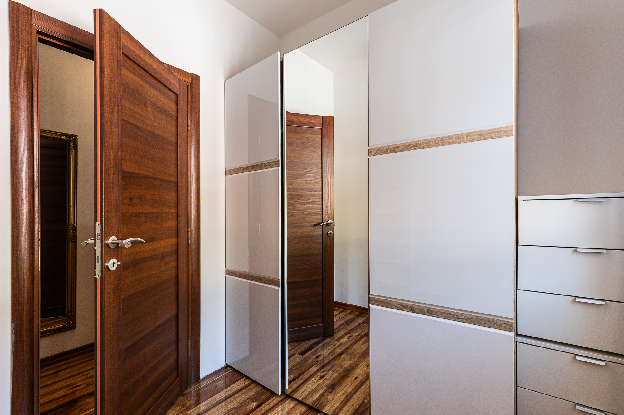 Image of Apartment - 2 Bedrooms - 1 Bathrooms for Sale in Budva-Petrovac-Montenegro, Image 15