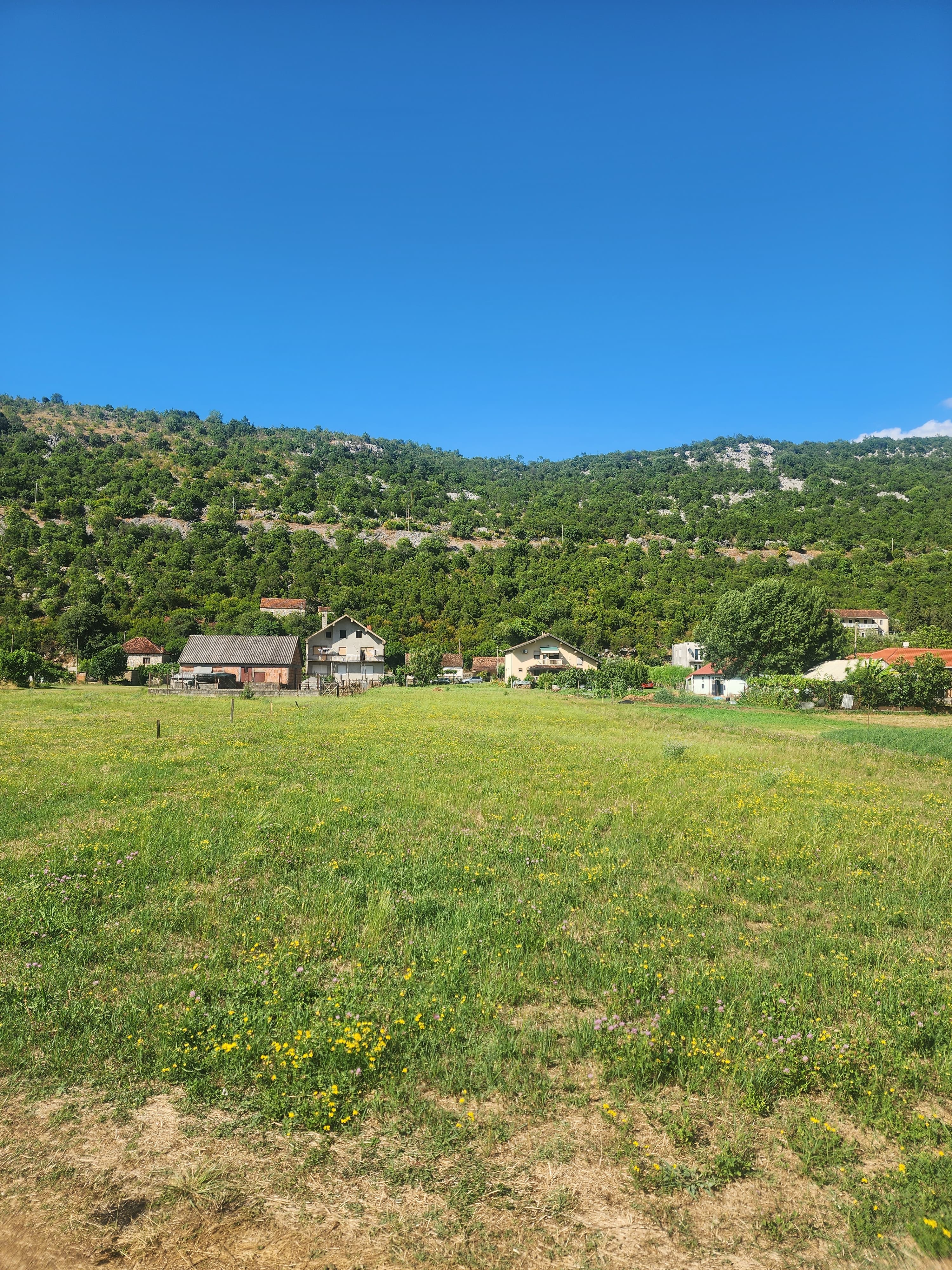 Image of Plot - 2 Bedrooms - 2 Bathrooms for Sale in Montenegro-Montenegro, Image 1