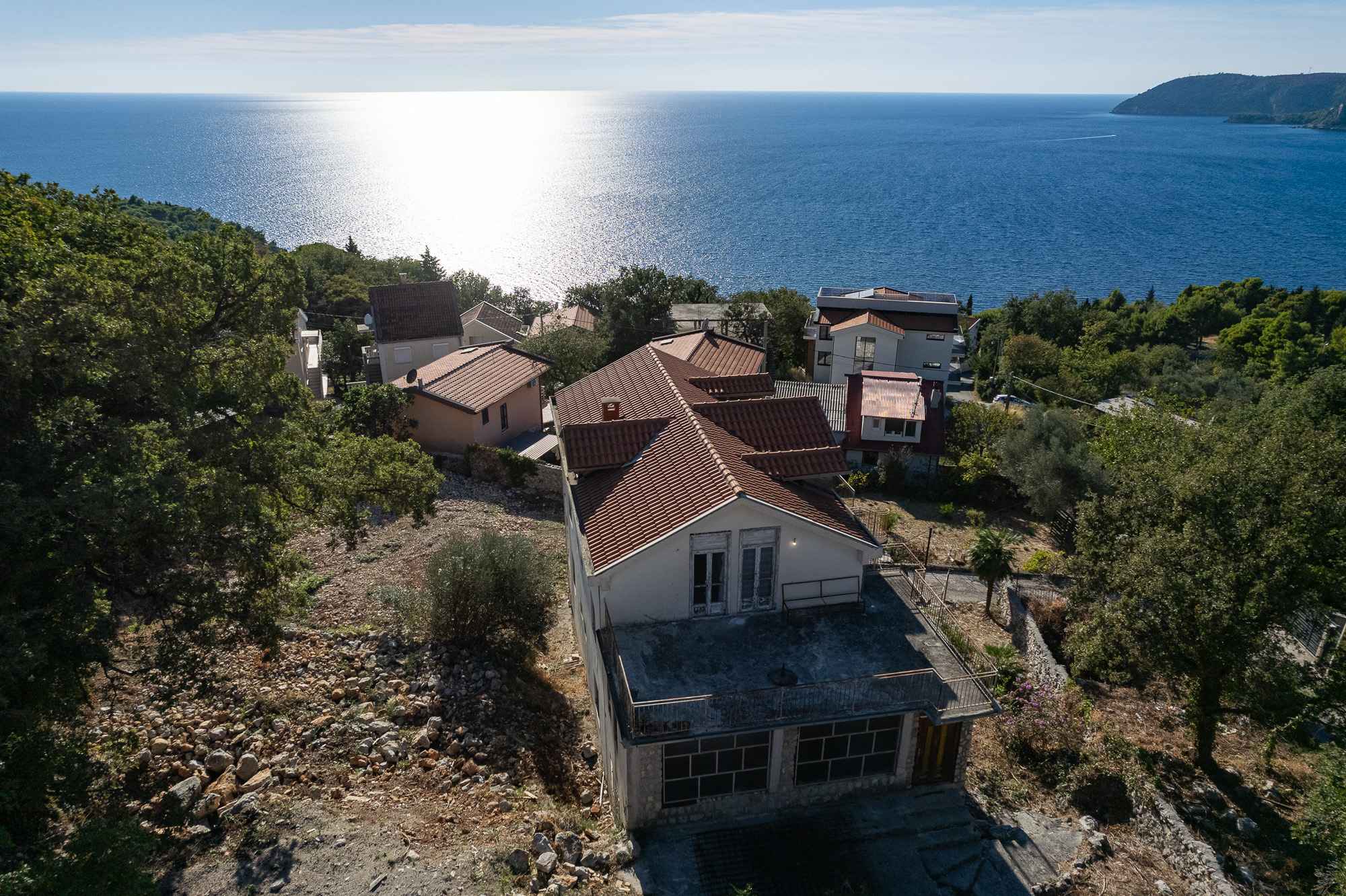 Haus 8 Schlafzimmer  Sutomore, Montenegro