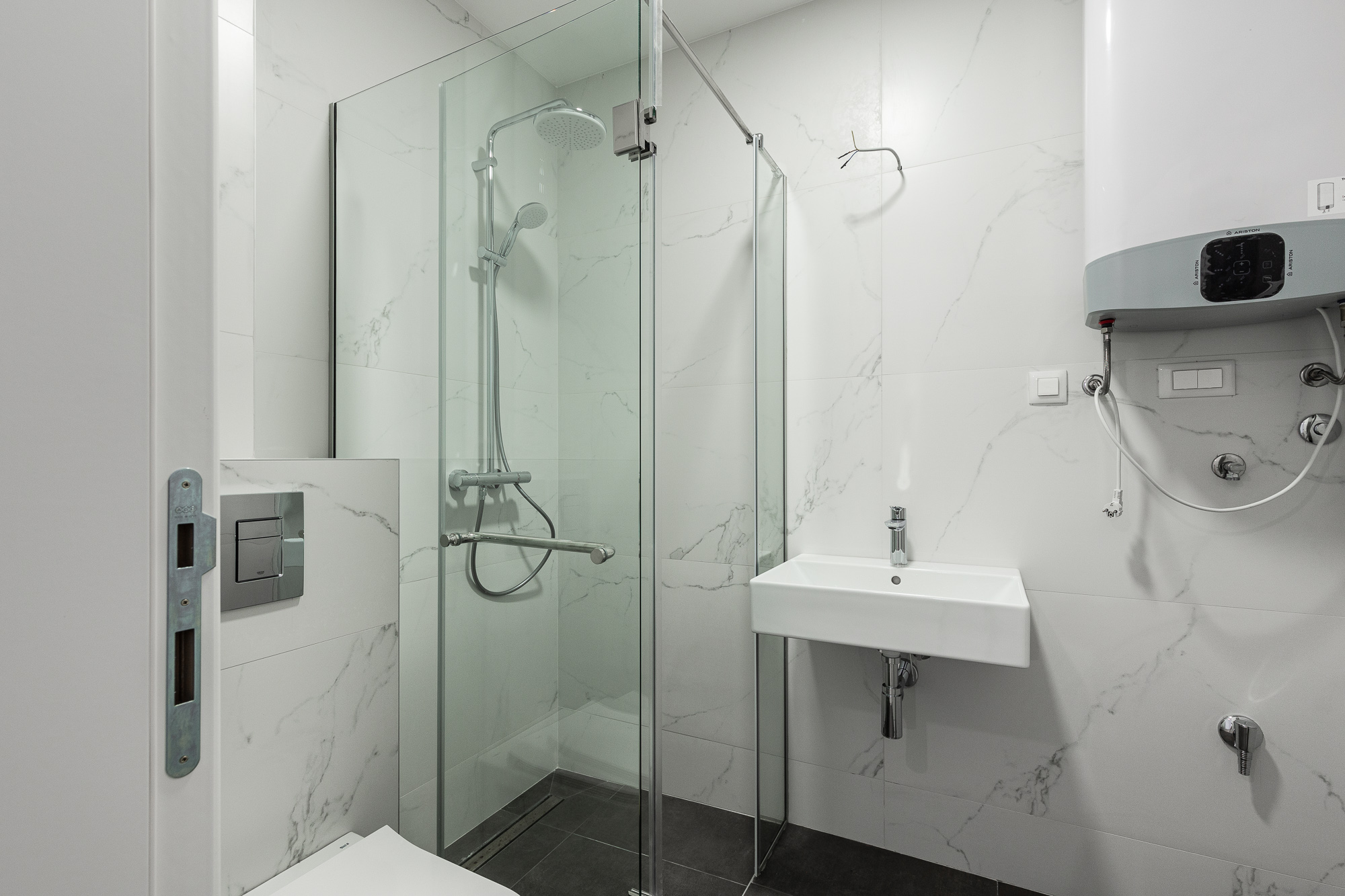 Image of Apartment - 1 Bedrooms - 1 Bathrooms for Sale in Budva-Becici-Montenegro, Image 5