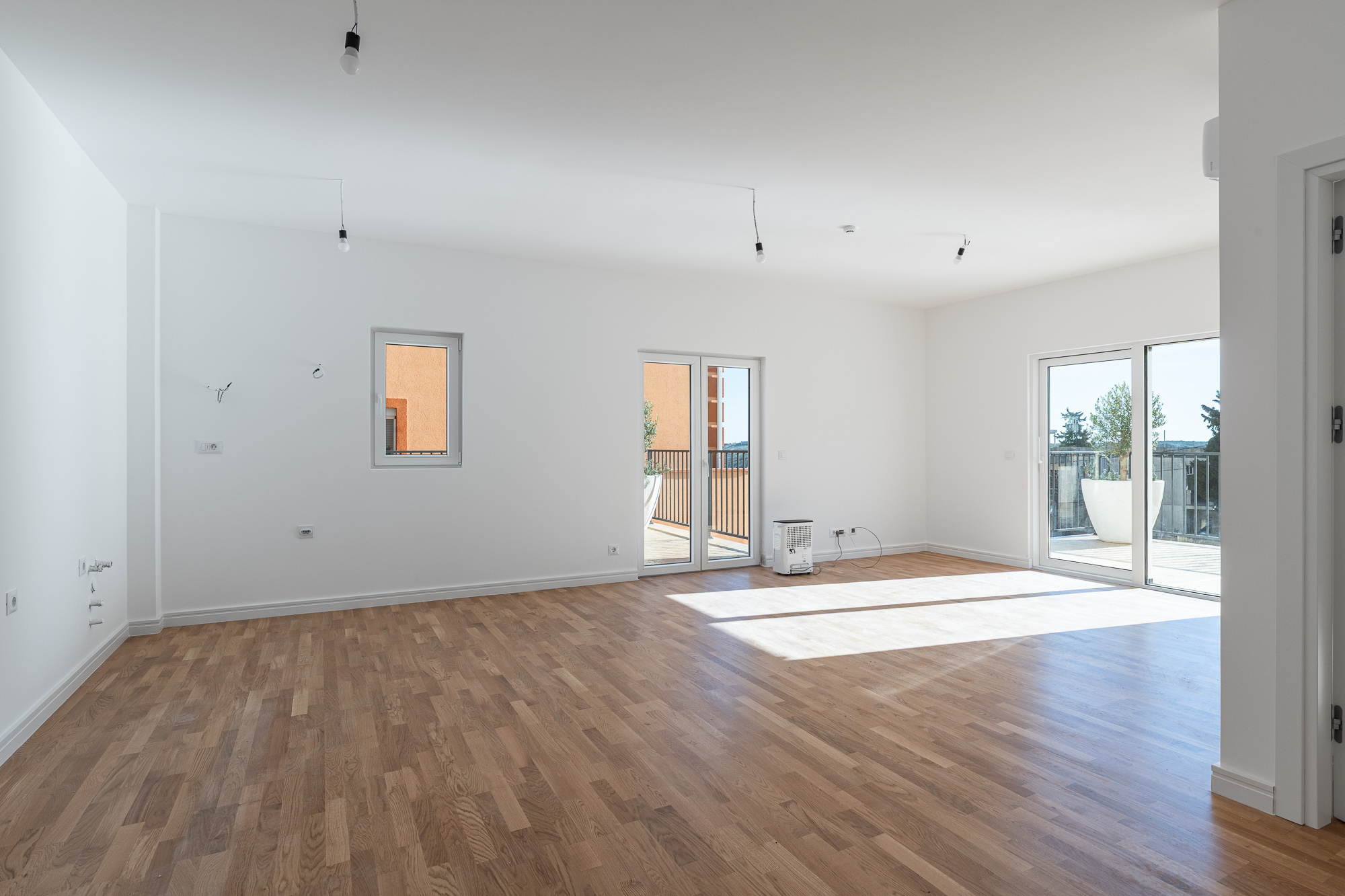  Image of Apartment in new building - 1 Bathrooms for Residential For Sale in Bar-Sutomore-Montenegro, Image 5