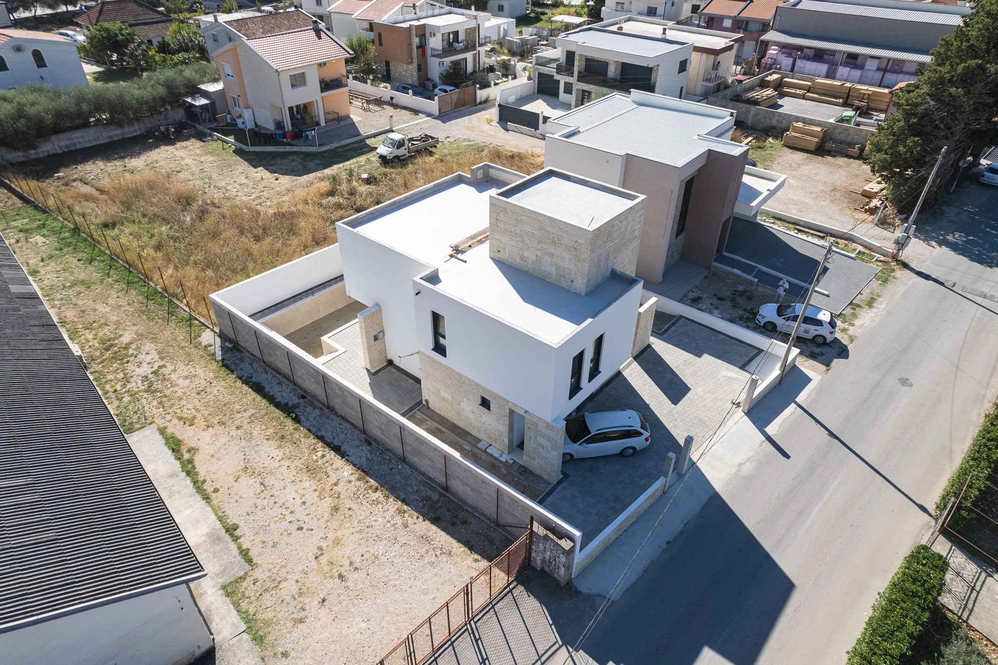  Image of House - 3 Bedrooms - 3 Bathrooms for Residential For Sale in Bar-Bar-Montenegro, Image 7