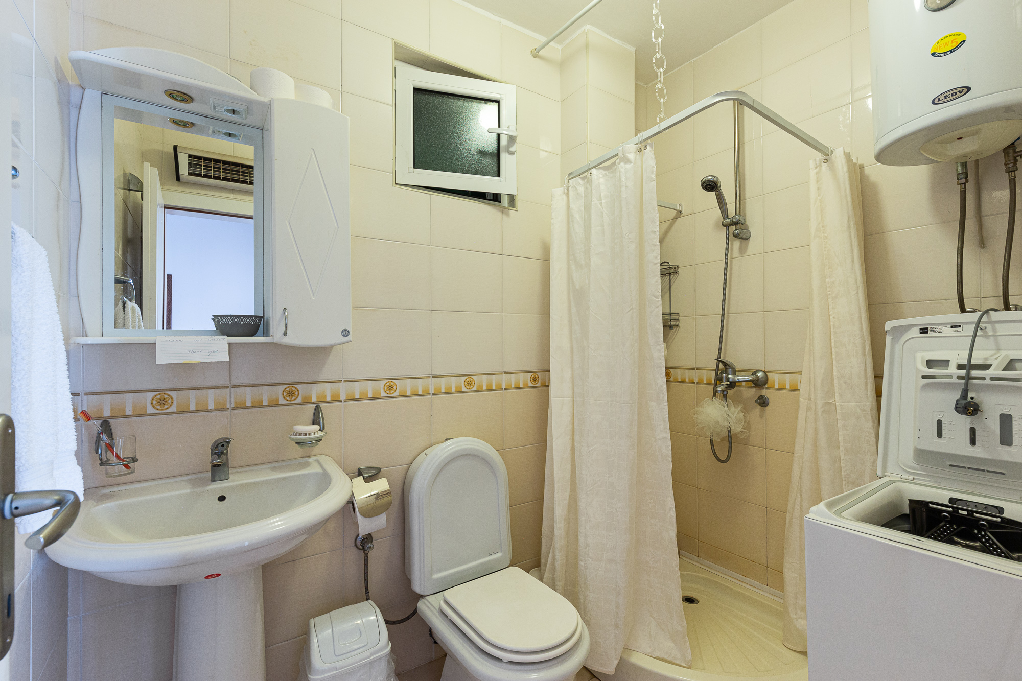 Image of Apartment - 1 Bedrooms - 1 Bathrooms for Sale in Budva-Petrovac-Montenegro, Image 10