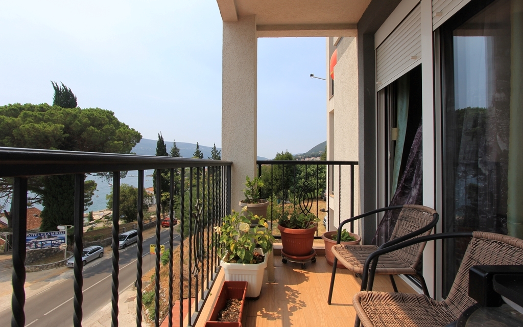 Image of Apartment - 1 Bedrooms for Sale in Herceg-Novi-Bijela-Montenegro, Image 1