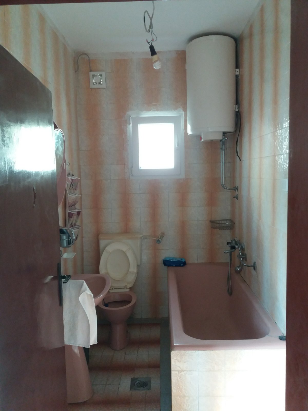 Image of House - 2 Bedrooms - 2 Bathrooms for Sale in Bar-Sutomore-Montenegro, Image 8