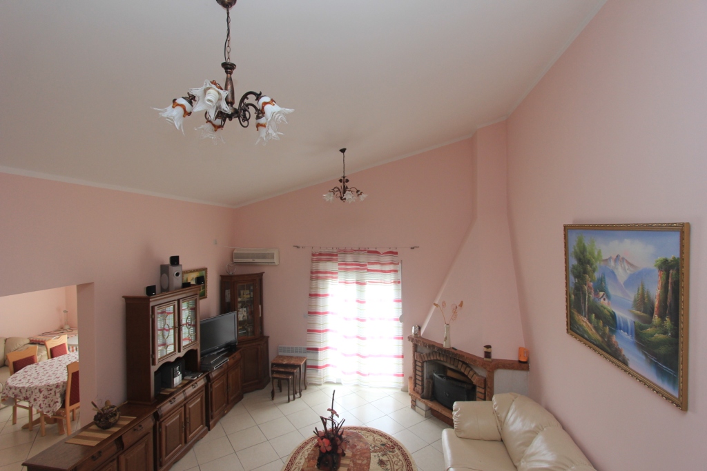 Image of Apartment - 2 Bedrooms - 2 Bathrooms for Sale in Budva-Petrovac-Montenegro, Image 4