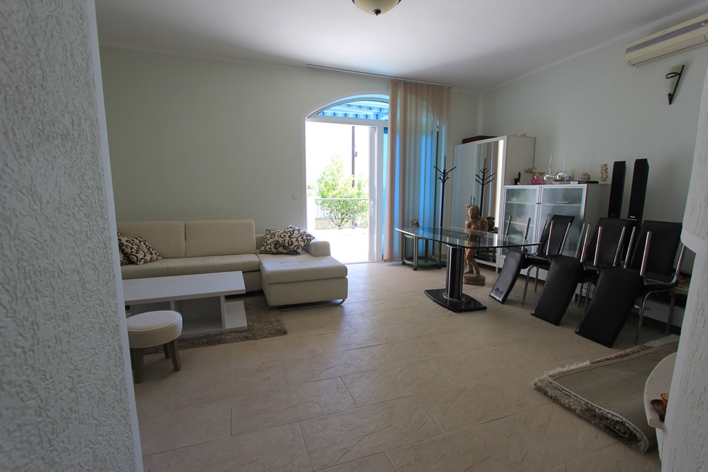 Image of Apartment - 3 Bedrooms - 2 Bathrooms for Sale in Herceg-Novi-Topla-Montenegro, Image 4