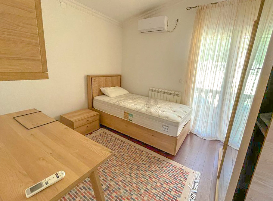 Image of House - 4 Bedrooms - 3 Bathrooms for Sale in Bar-Zeleni Pojas-Montenegro, Image 8